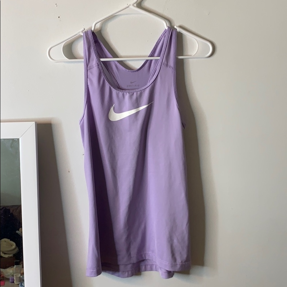 Nike sports top